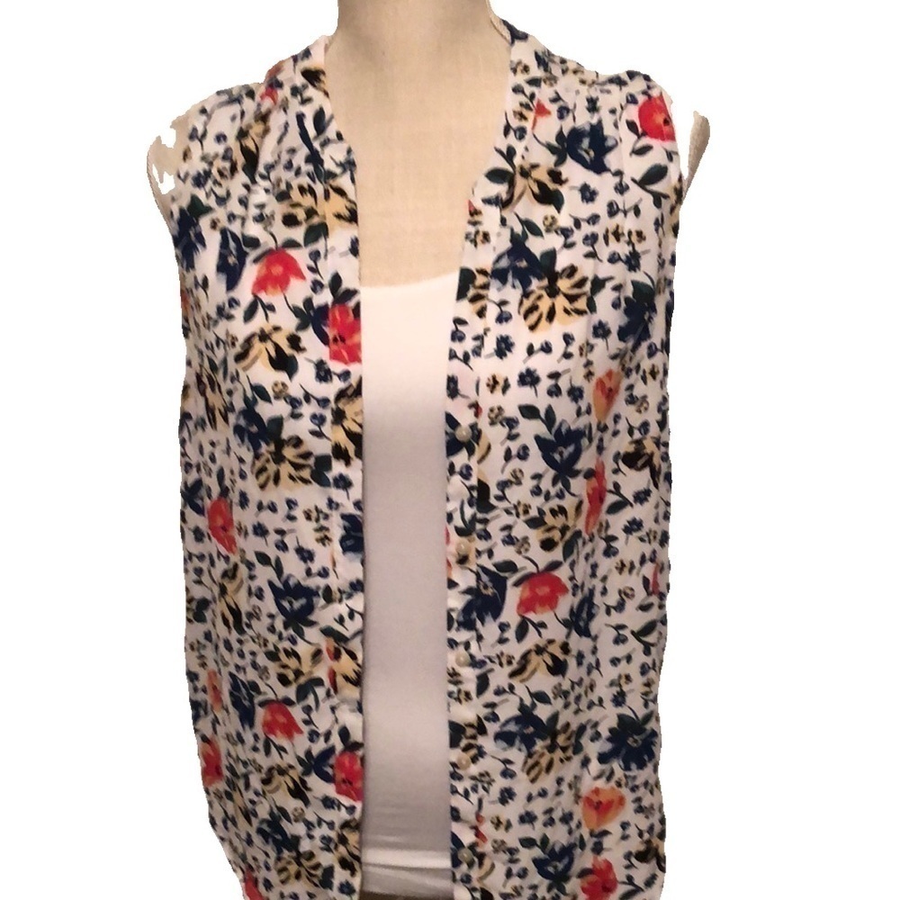 Chelsea and Theodore sleeveless blouse, small